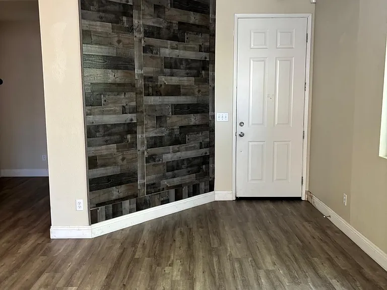 530 Bridgeford Dr — Photo 8