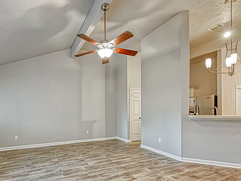 2235 Sentinal Oaks St — Photo 6
