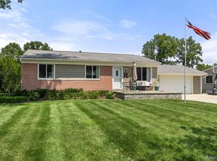 27443 Wyly St, Chesterfield, MI 48047