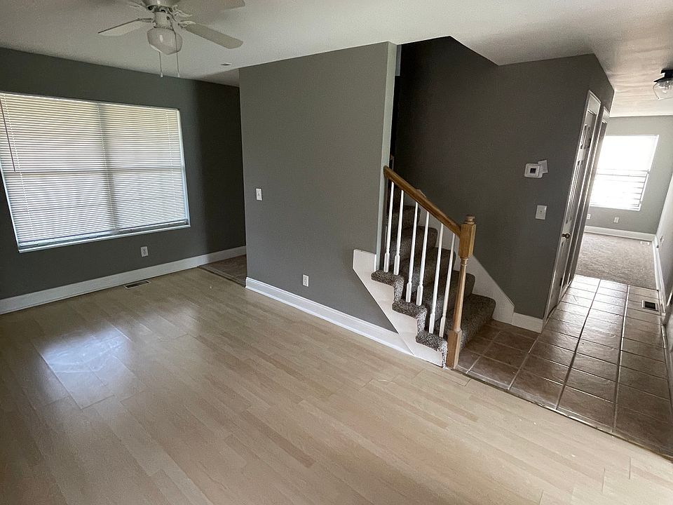 1st image of 3240 Paseo Blvd