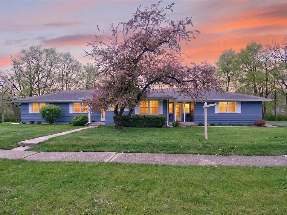 1st image of 94 S Harmony Dr