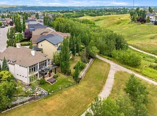 22 S Tuscany Estates Cres NW, Calgary, AB T3L 0B2