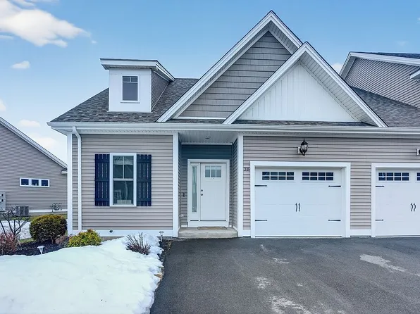 38 S Lakeside Dr, Orange, CT 06477