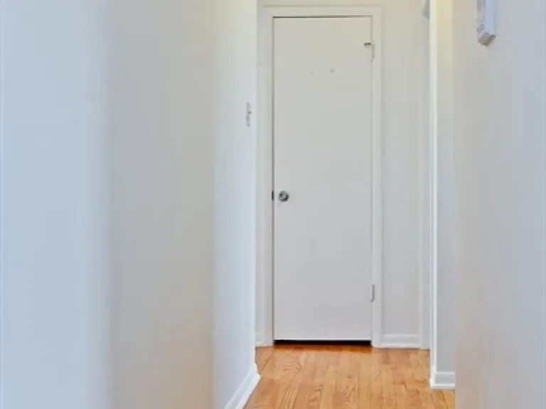 464 Gordon — Photo 10