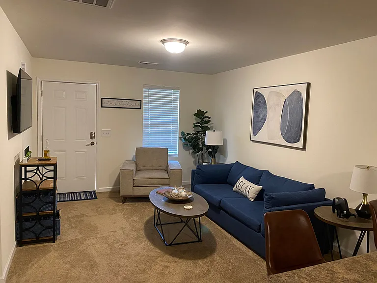 1809 Alyssum Pl — Photo 3