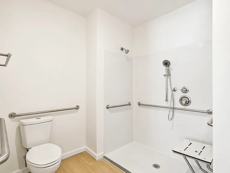 Tran Villa Apartments — Photo 11
