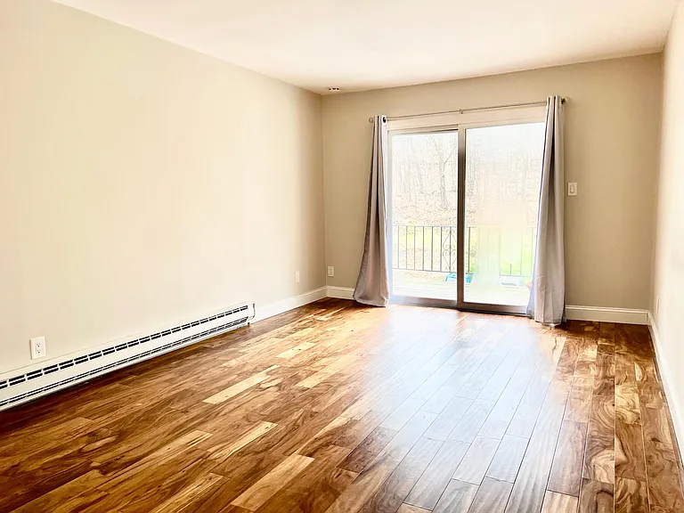 114 Fox Run Ln — Photo 11