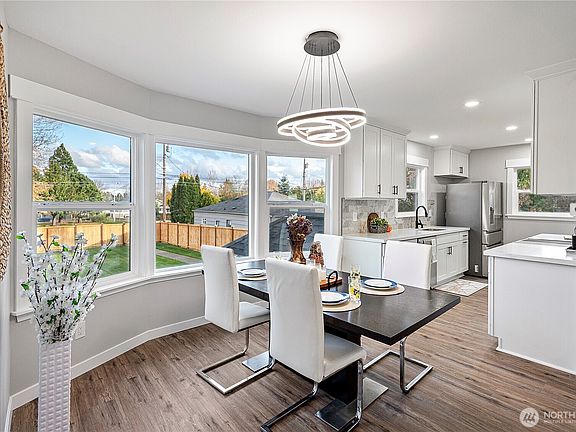5th image of 4605 S Thompson Avenue