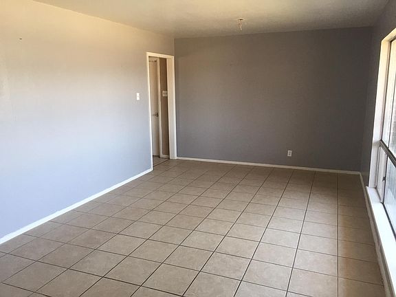 2nd image of 10144 Cork Dr
