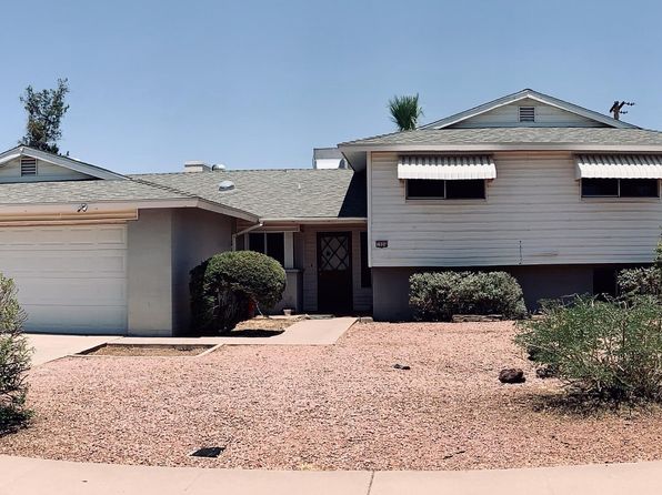 1004 E Riviera Dr