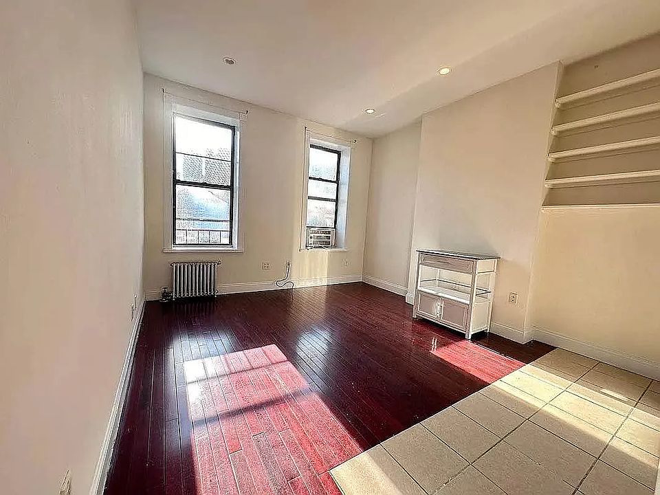 1st image of 447 E 78th St #5W