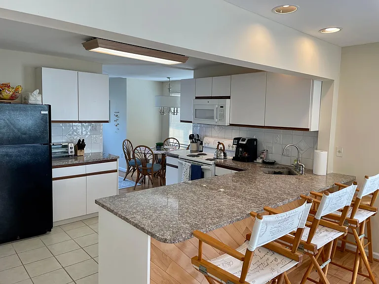 4013 W Brigantine Ave — Photo 14