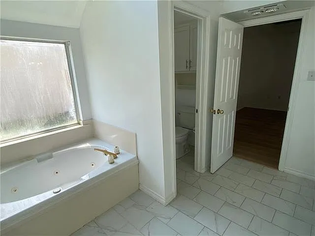 1373 Fairfield Dr — Photo 11