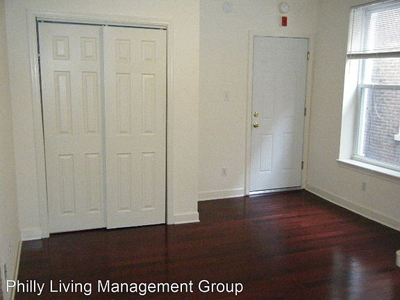 5th image of 1734 Mt Vernon St