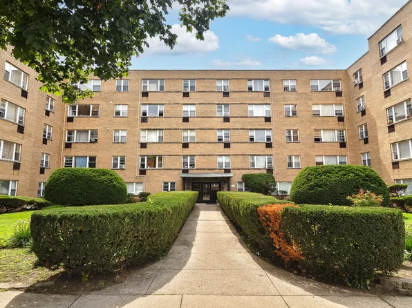 2115 W Farwell Ave APT 511, Chicago, IL 60645