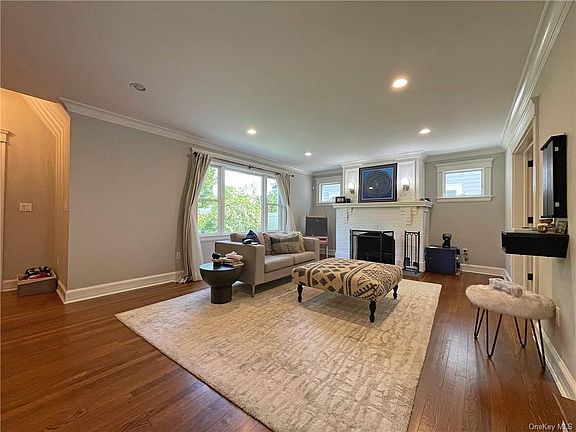 4th image of 428 Carroll Ave
