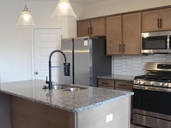 12320 Wescott Dr, Midlothian, VA 23112