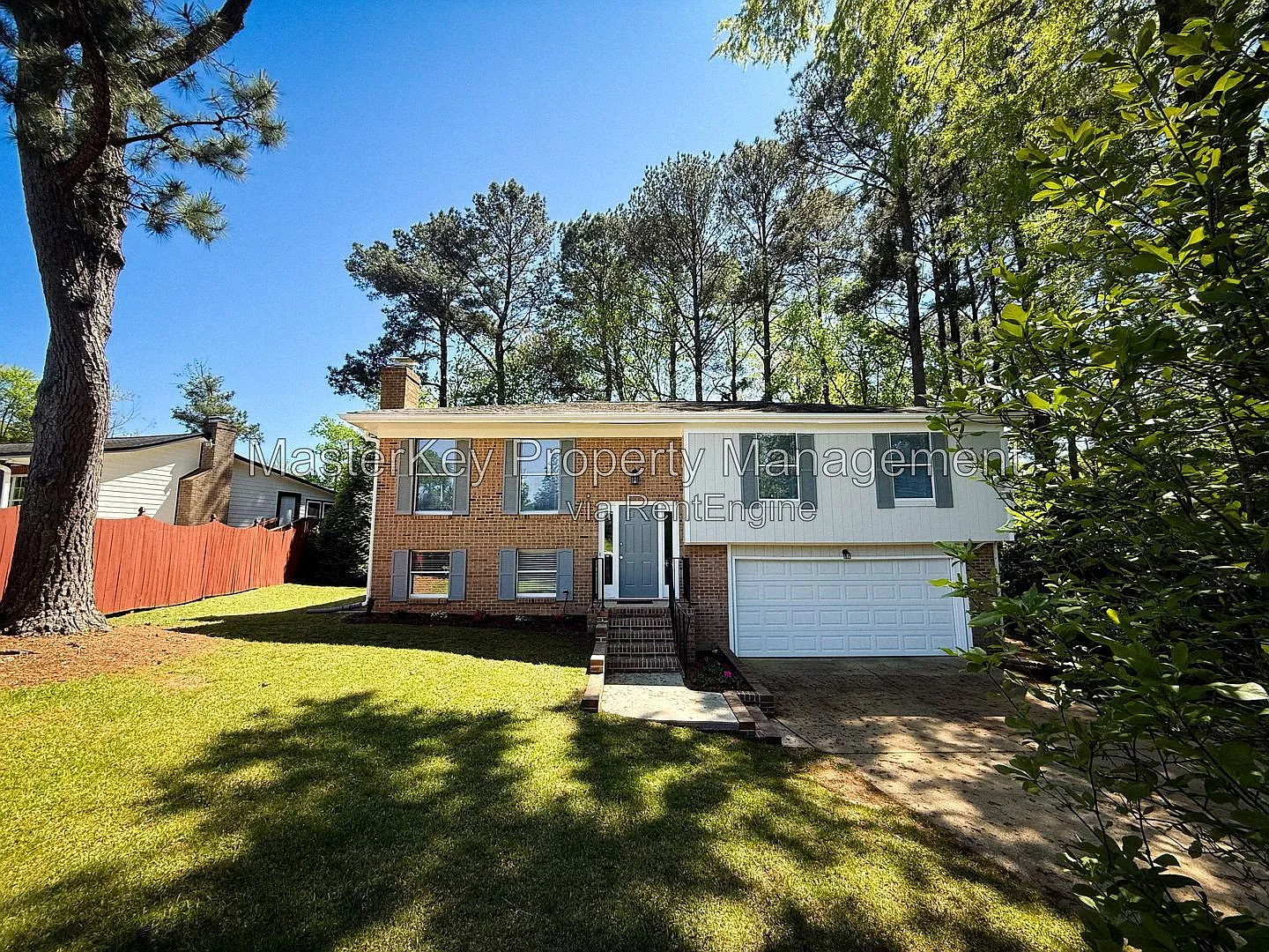 3 bed, 2.5 bath, 1527 sqft, $2,095 — Photo 3