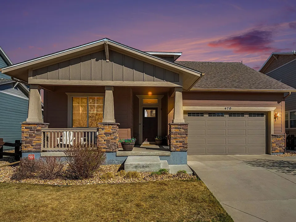 470 Grenville Cir