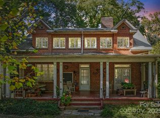 414 Beaucatcher Rd, Asheville, NC 28805