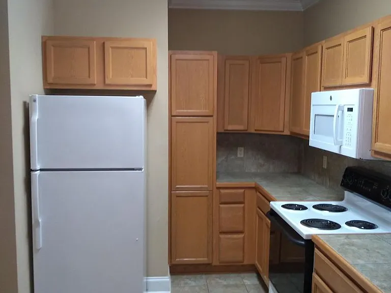209 Penny Ln #6 — Photo 8