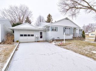 291 N Noquebay Ave, Peshtigo, WI 54157