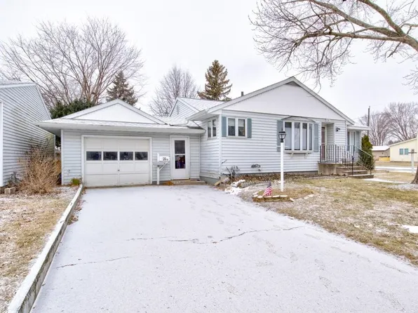 291 N Noquebay Ave, Peshtigo, WI 54157
