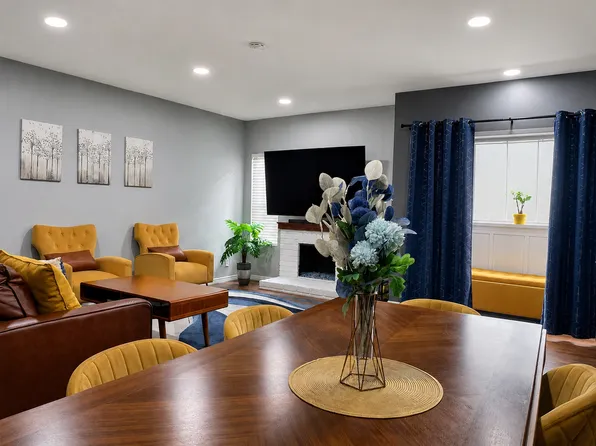 15819 Vanowen St APT 5, Van Nuys, CA 91406