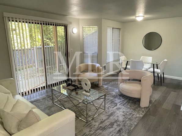 1700 Lake Park Dr SW APT 2