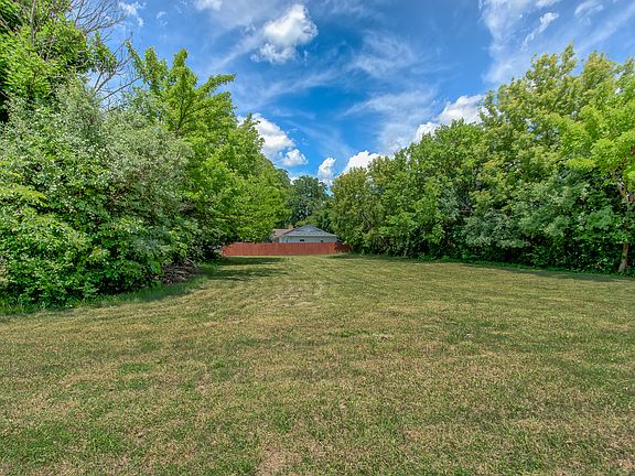 2nd image of 85 Bender Rd