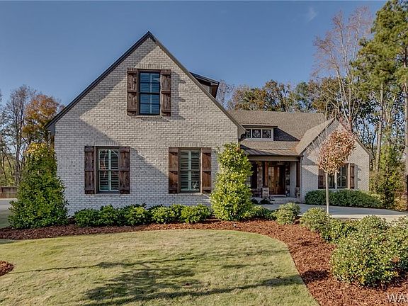 2nd image of 6320 Woodlands Trail Pl