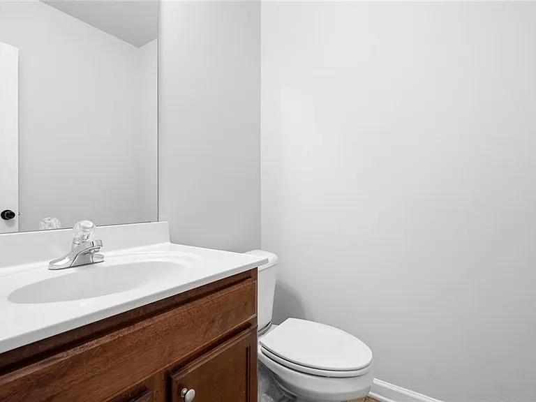 6199 Thorncrest Dr — Photo 23