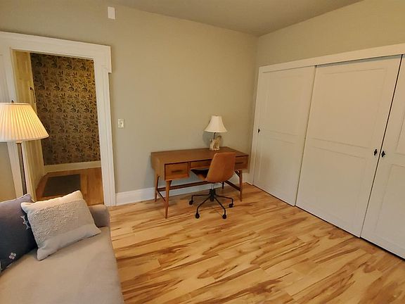 4th image of 104 Mansion St