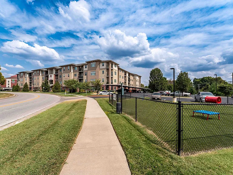 Coryell Commons — Photo 20