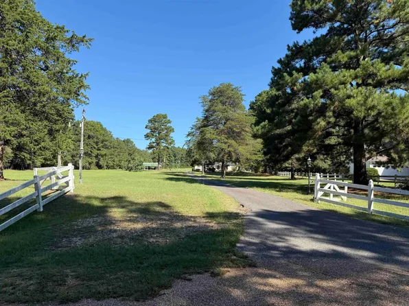 302 Ouachita 54 Rd, Camden, AR 71701