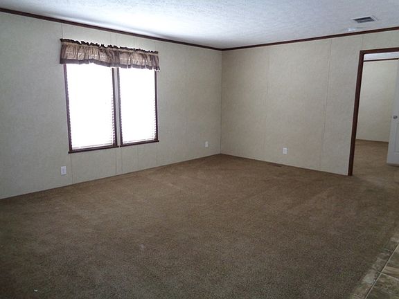 5th image of 2717 Patrick Henry Ct