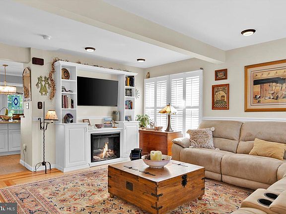 4th image of 154 Liberty Way