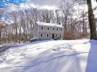 46 Chestnut St, Hopkinton, MA 01748