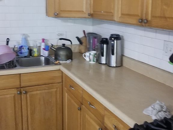 5th image of 101 E Lillian Ave APT 1A