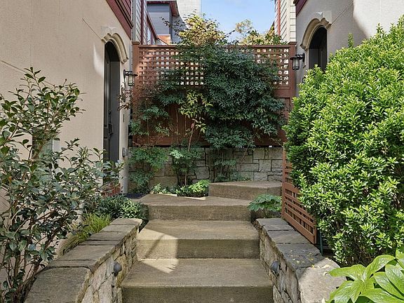 4th image of 540 2nd St