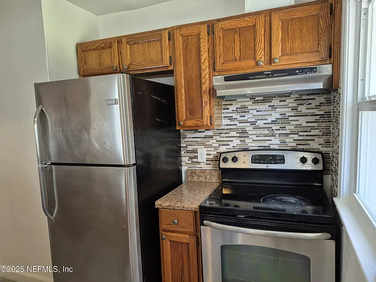 4717 Cambridge Rd — Photo 6