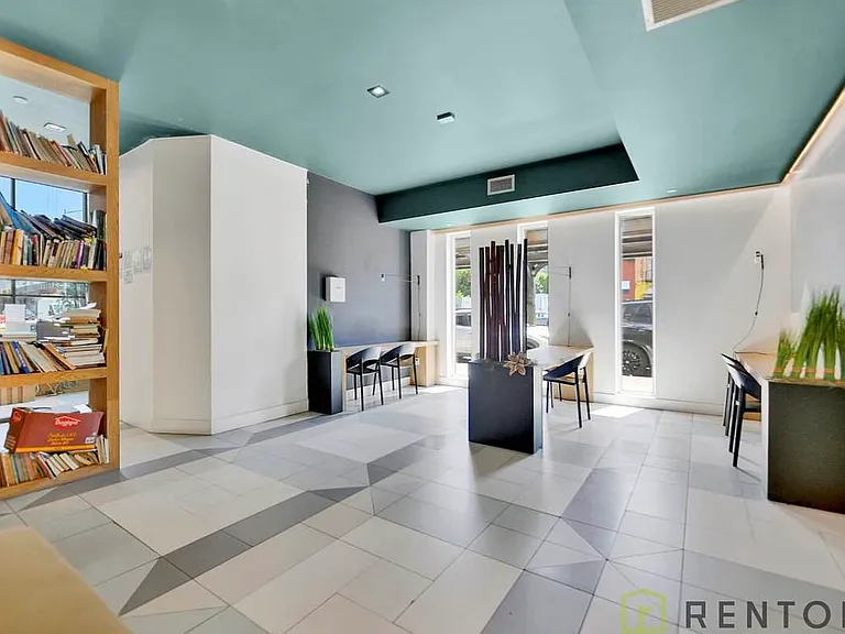 1875 Atlantic Ave #3J — Photo 7