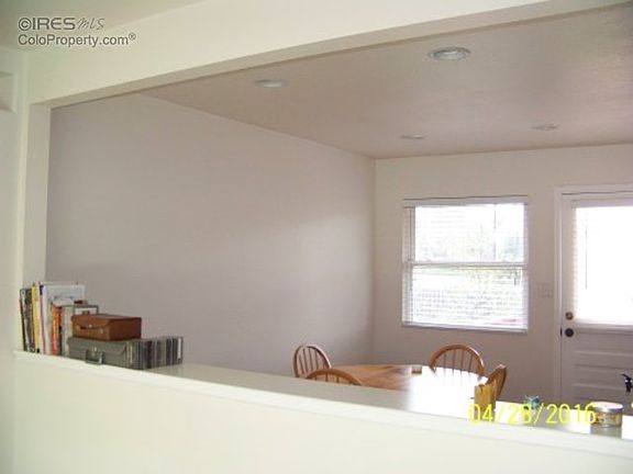 Living Rm opens to Dining