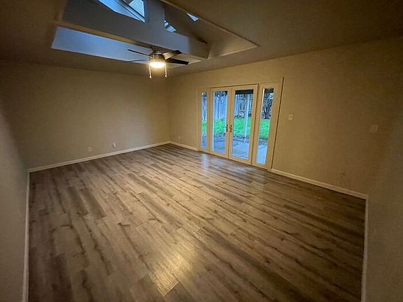2nd image of 4246 Cortright Way