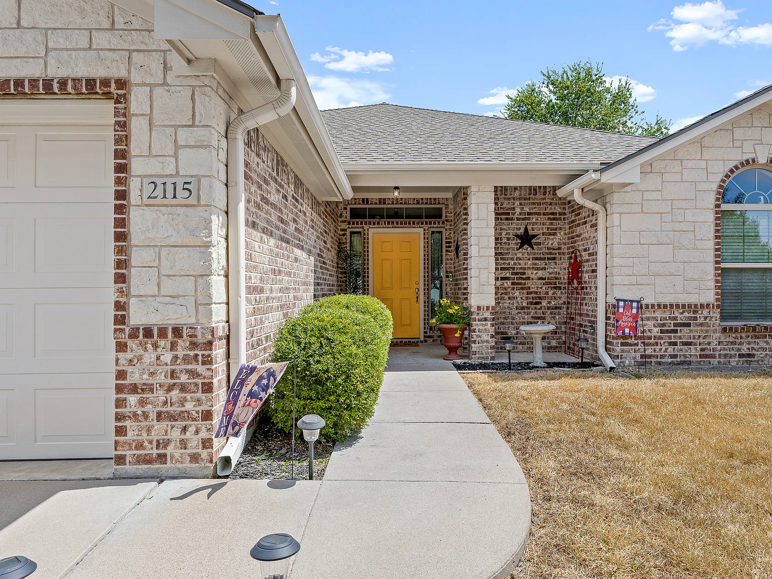 3 bed, 1707 sqft, $2,500 — Photo 4