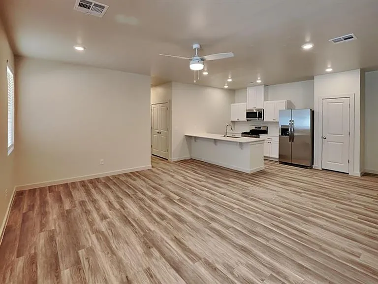 3714 Franks Way — Photo 5