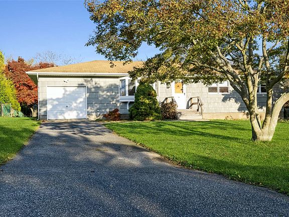4th image of 48 Circle Dr
