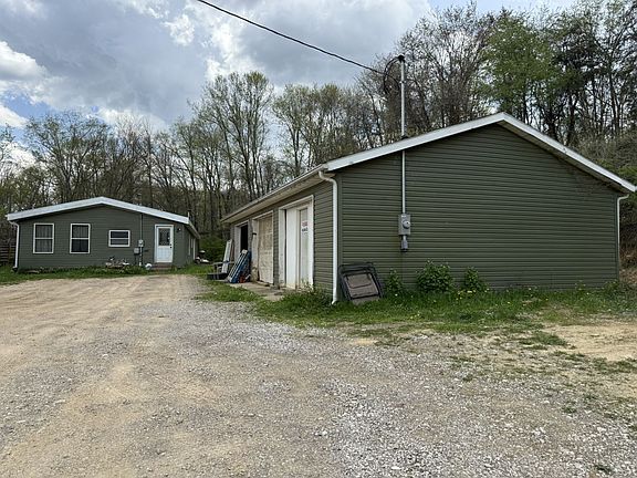 4th image of 15155 Sauerkraut Rd