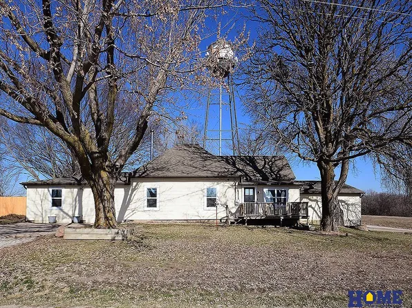 476 4th St, Garland, NE 68360