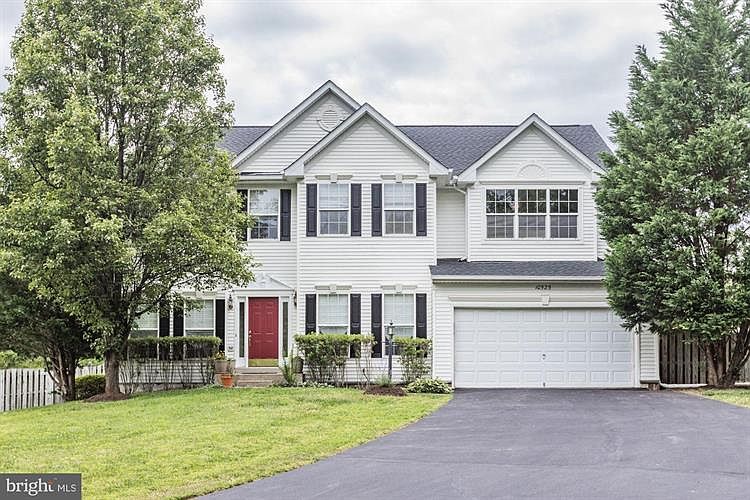 1st image of 10525 Moonglow Ct